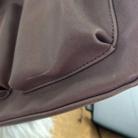 Matt & Nat travel bag / gym bag / large bag crossbody bag hand bag laptop bag - Picture 6 of 16